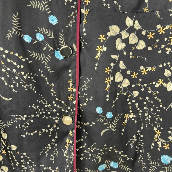 Bed to Brunch Botanical Floral Print Pajama Loungewear Notch Collar Button Shirt - Picture 5 of 13